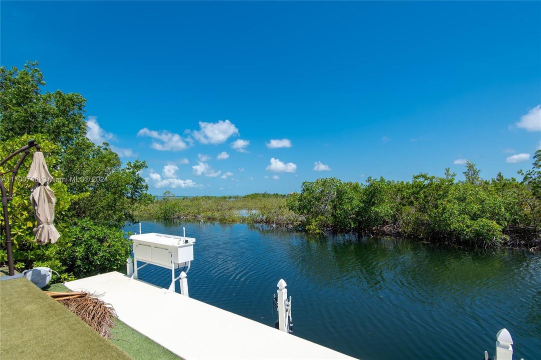 For Sale: $4,999,500 (4 beds, 2 baths, 2812 Square Feet)