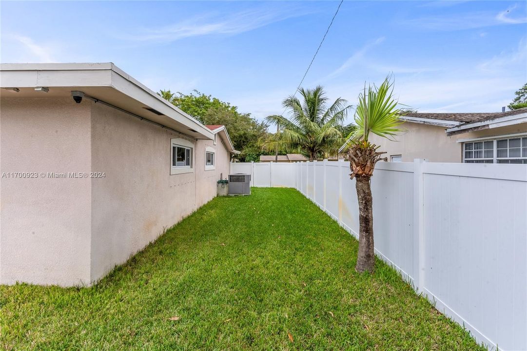 For Sale: $655,000 (3 beds, 2 baths, 1846 Square Feet)