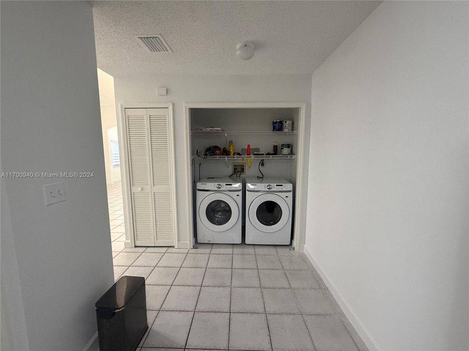 For Rent: $3,750 (3 beds, 2 baths, 1658 Square Feet)