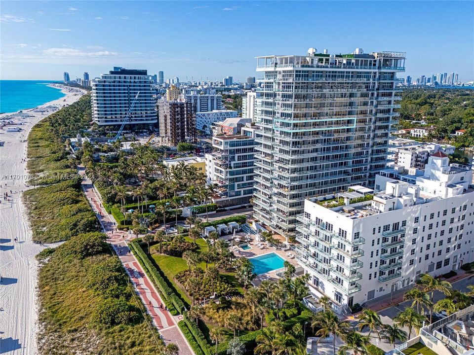 For Sale: $4,995,000 (3 beds, 2 baths, 1837 Square Feet)