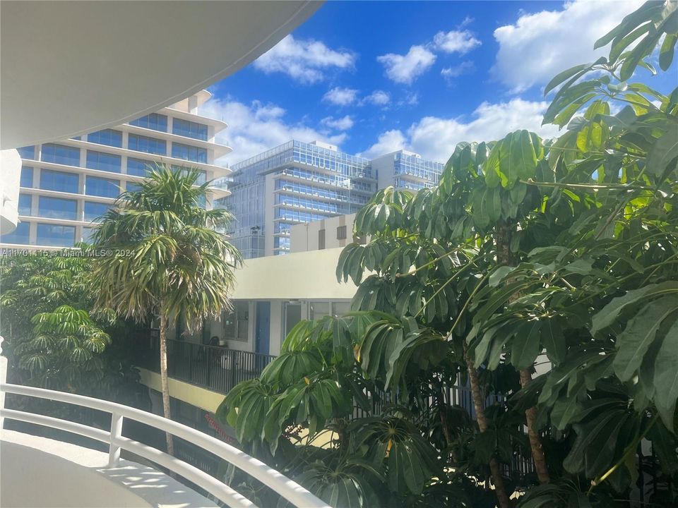 Living room Balcony!