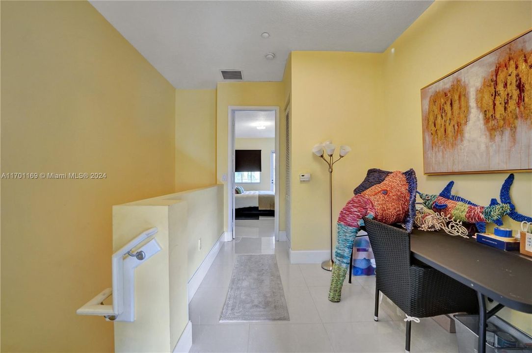 For Sale: $424,900 (2 beds, 2 baths, 1679 Square Feet)