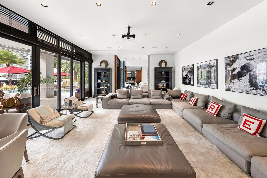 For Sale: $44,995,000 (12 beds, 12 baths, 10802 Square Feet)