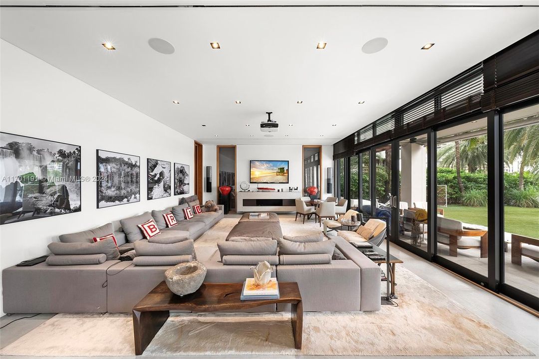 For Sale: $44,995,000 (12 beds, 12 baths, 10802 Square Feet)