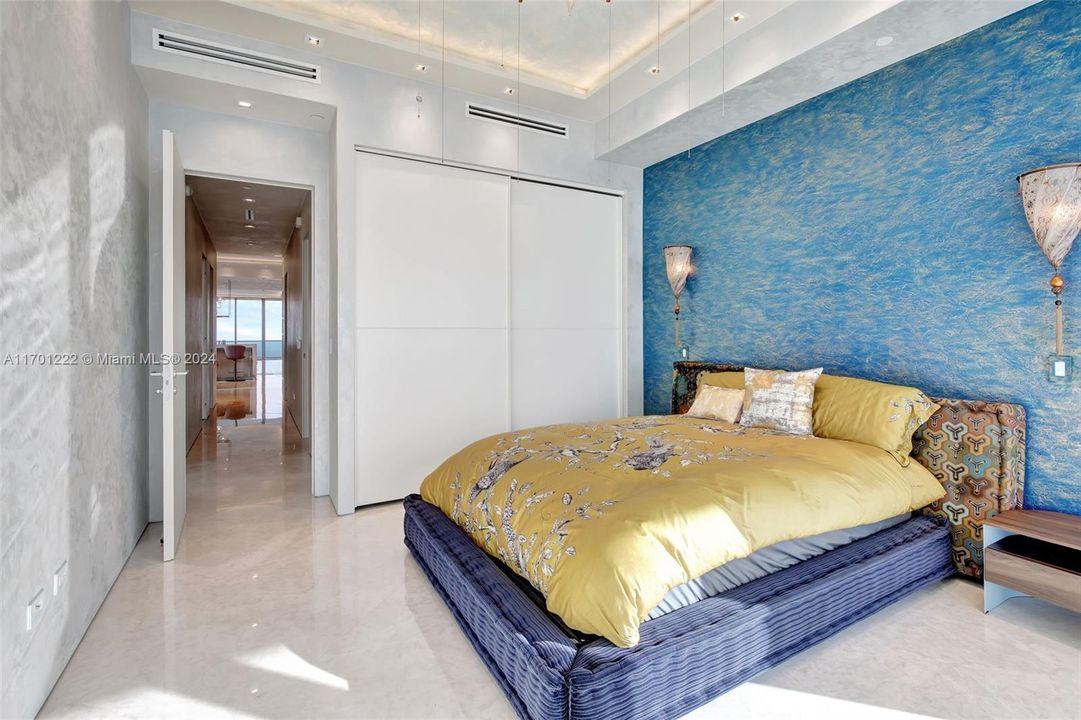 For Sale: $8,874,000 (4 beds, 5 baths, 3252 Square Feet)