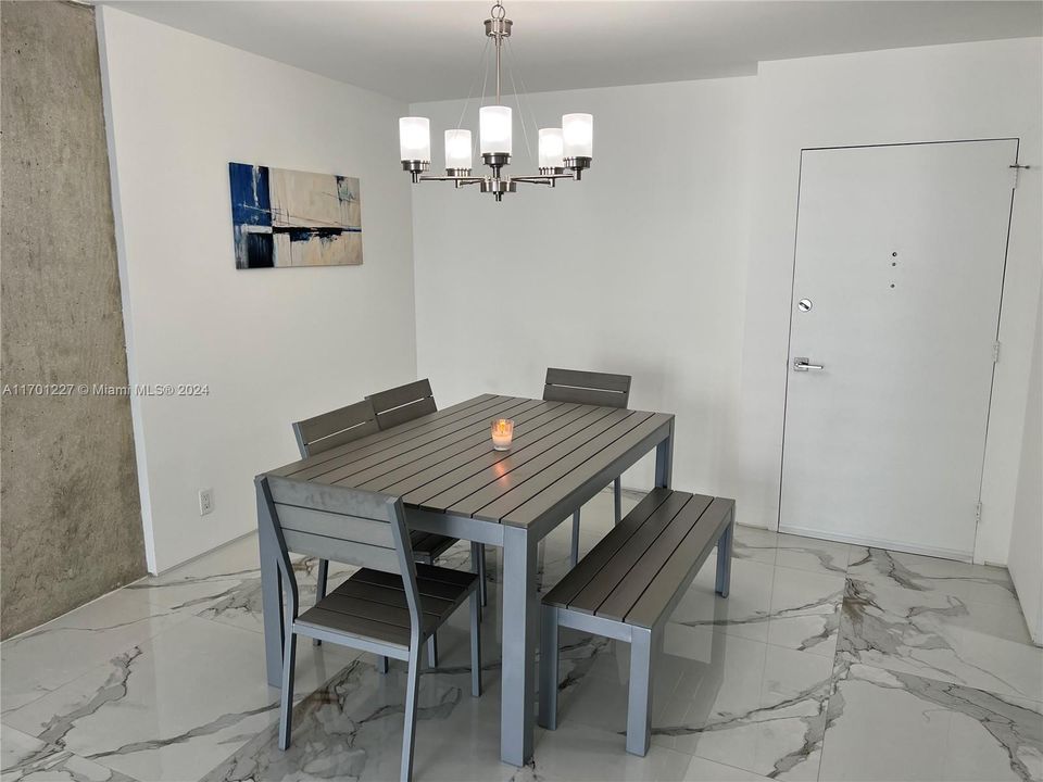 For Rent: $4,150 (2 beds, 2 baths, 1248 Square Feet)