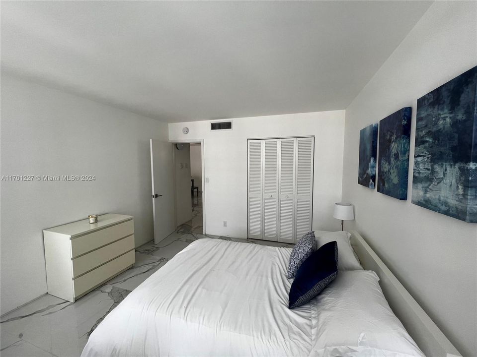 For Rent: $4,150 (2 beds, 2 baths, 1248 Square Feet)