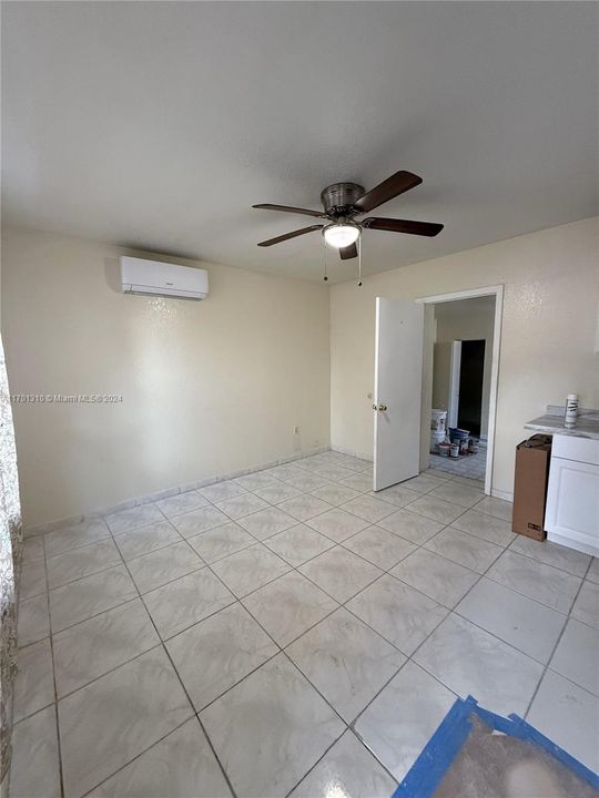 Active With Contract: $2,300 (2 beds, 2 baths, 0 Square Feet)