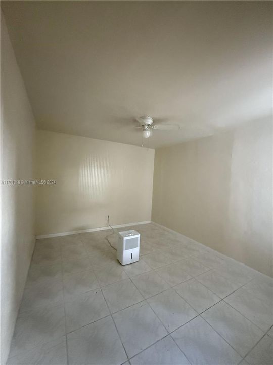 Active With Contract: $2,300 (2 beds, 2 baths, 0 Square Feet)