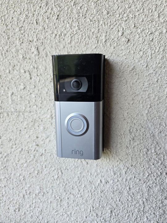 Ring door bell