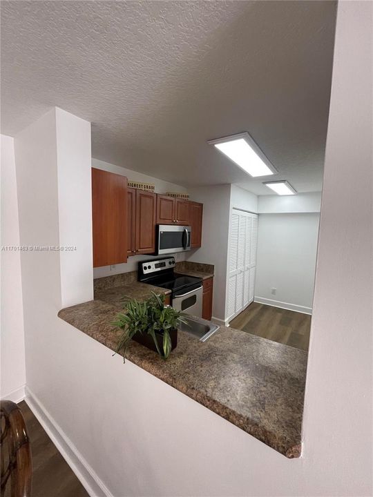 For Rent: $2,800 (2 beds, 2 baths, 1282 Square Feet)