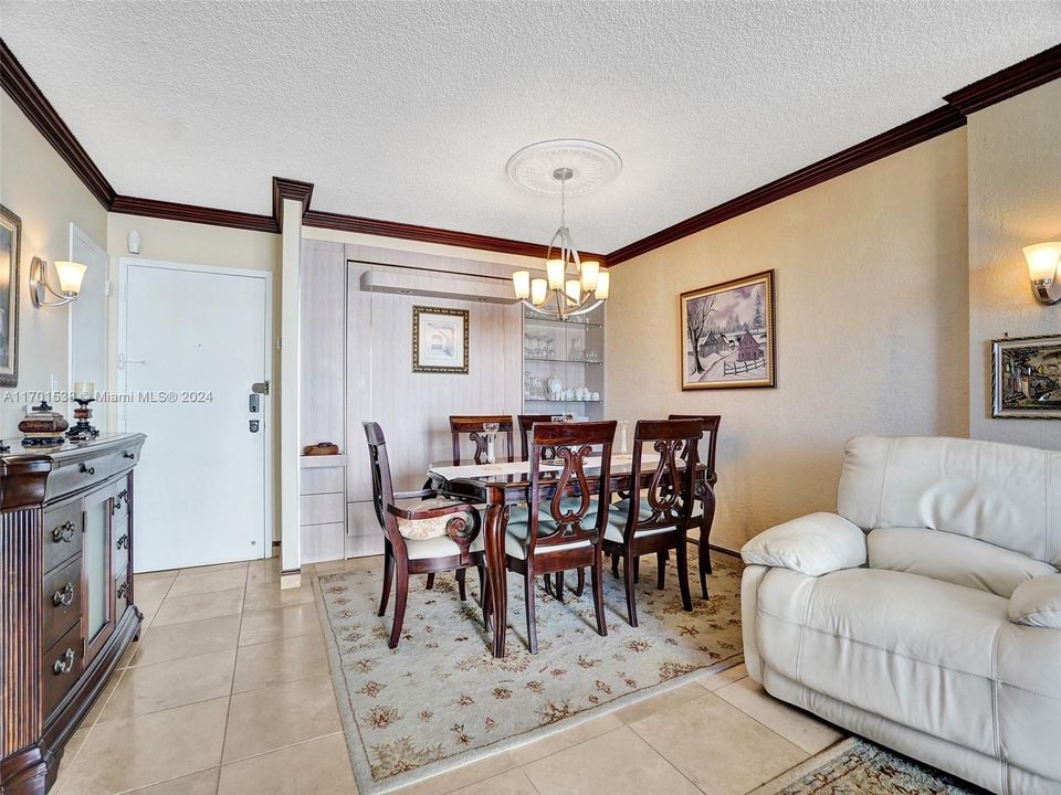 For Sale: $399,000 (1 beds, 1 baths, 830 Square Feet)