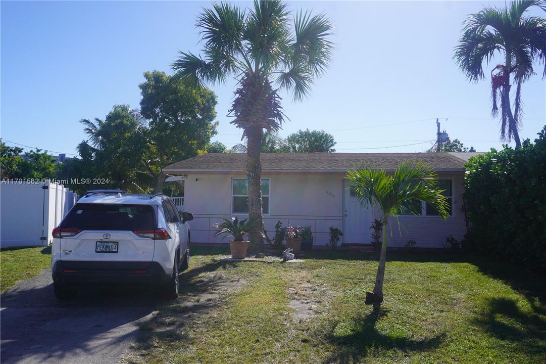 For Sale: $350,000 (2 beds, 1 baths, 0 Square Feet)