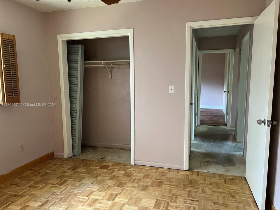 Bedroom 2 - 5639