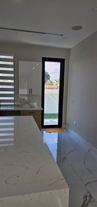 En Renta: $4,900 (4 camas, 2 baños, 0 Pies cuadrados)