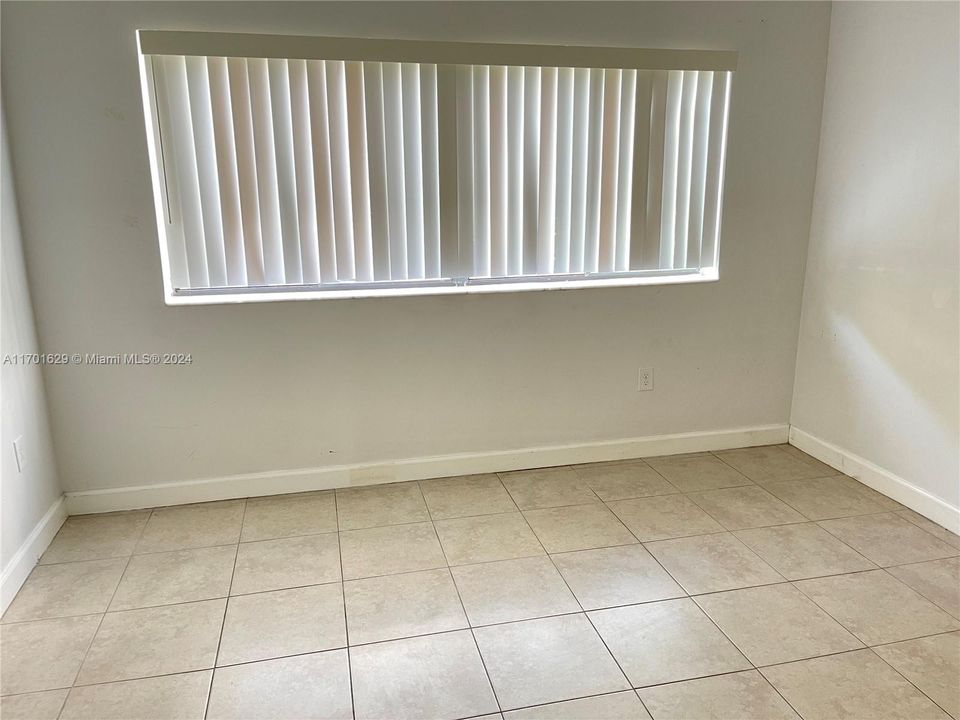 For Rent: $2,175 (2 beds, 2 baths, 858 Square Feet)