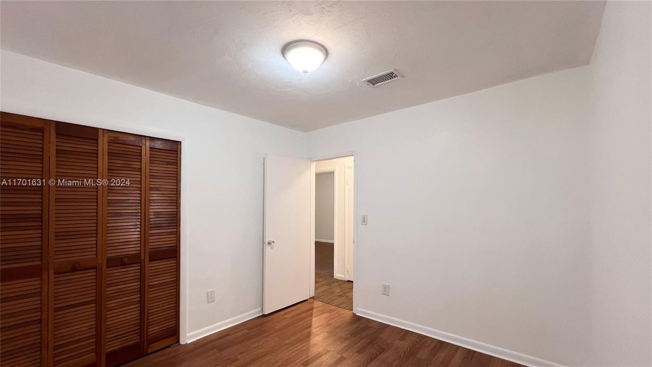 Active With Contract: $4,000 (3 beds, 2 baths, 1602 Square Feet)