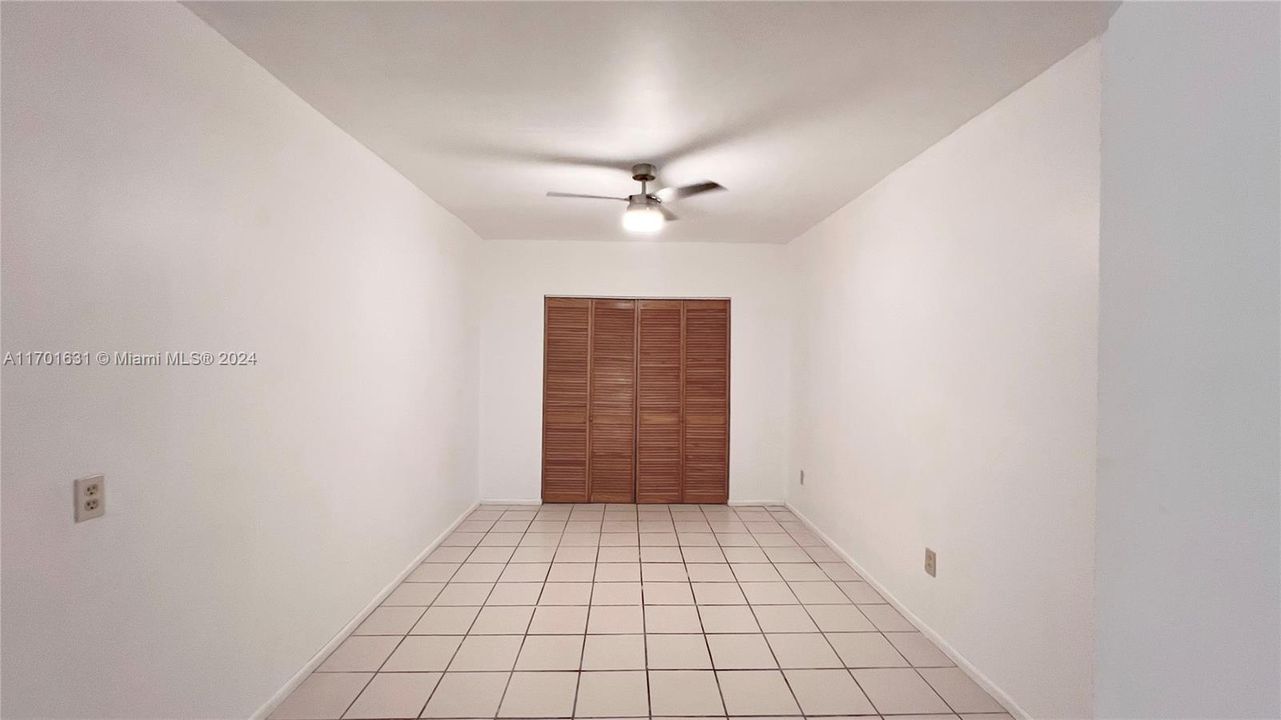 Active With Contract: $4,000 (3 beds, 2 baths, 1602 Square Feet)