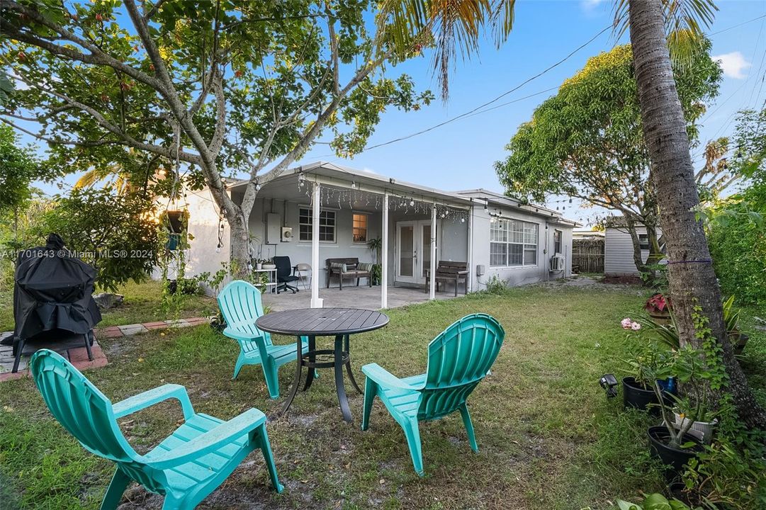 For Sale: $439,900 (3 beds, 2 baths, 1471 Square Feet)