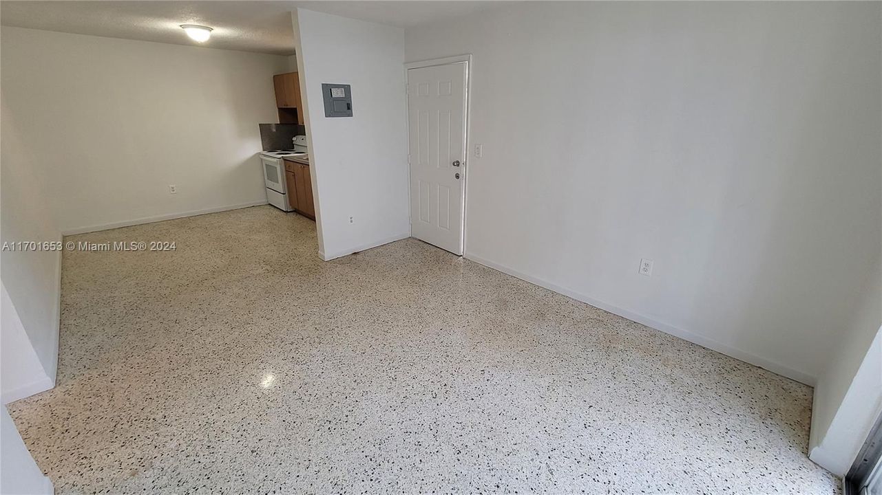 For Rent: $1,900 (2 beds, 1 baths, 0 Square Feet)