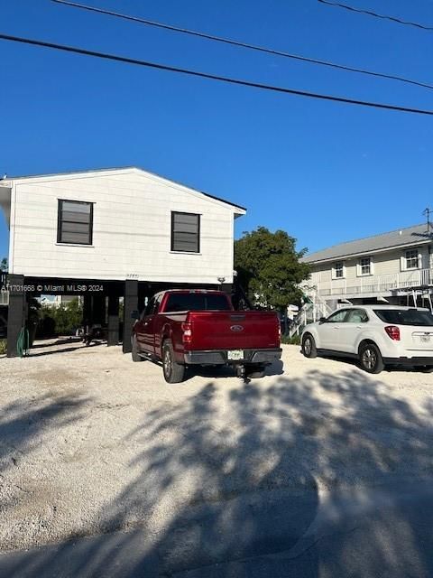 For Sale: $900,000 (2 beds, 2 baths, 1152 Square Feet)