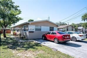 Active With Contract: $1,800 (2 beds, 1 baths, 1560 Square Feet)