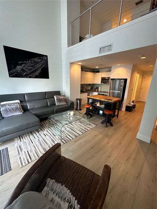 Recently Rented: $3,600 (1 beds, 2 baths, 1000 Square Feet)