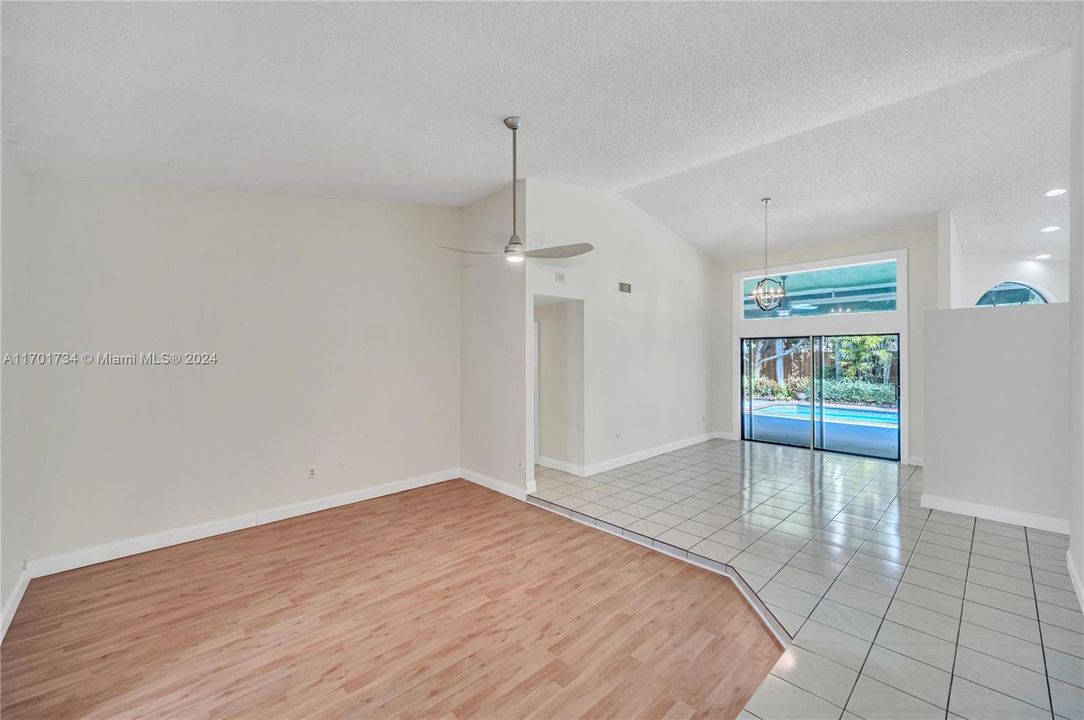 Active With Contract: $4,000 (4 beds, 2 baths, 2185 Square Feet)