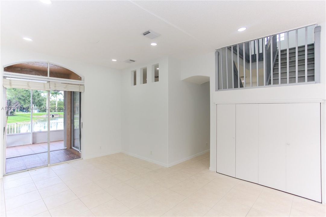 Recently Rented: $4,400 (4 beds, 2 baths, 2109 Square Feet)