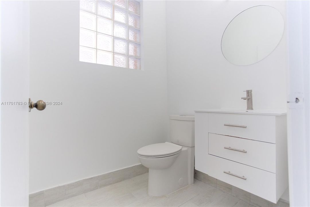 Recently Rented: $4,400 (4 beds, 2 baths, 2109 Square Feet)