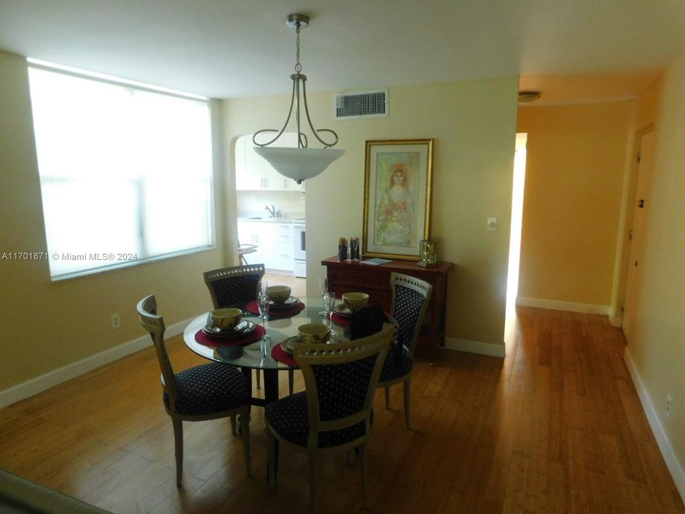 For Sale: $130,000 (3 beds, 2 baths, 1483 Square Feet)