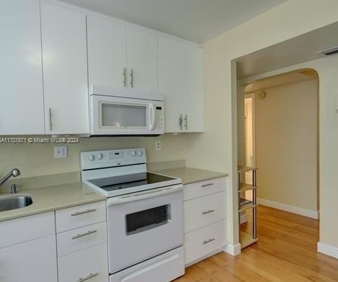 For Sale: $130,000 (3 beds, 2 baths, 1483 Square Feet)