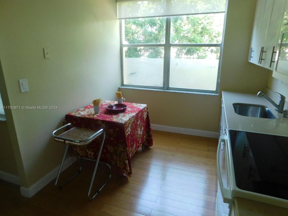 For Sale: $130,000 (3 beds, 2 baths, 1483 Square Feet)