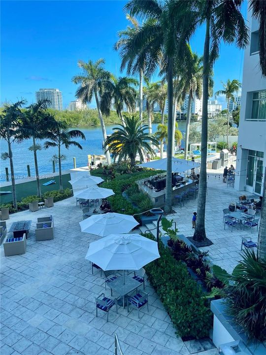 Недавно продано: $160,000 (1 спален, 1 ванн, 639 Квадратных фут)