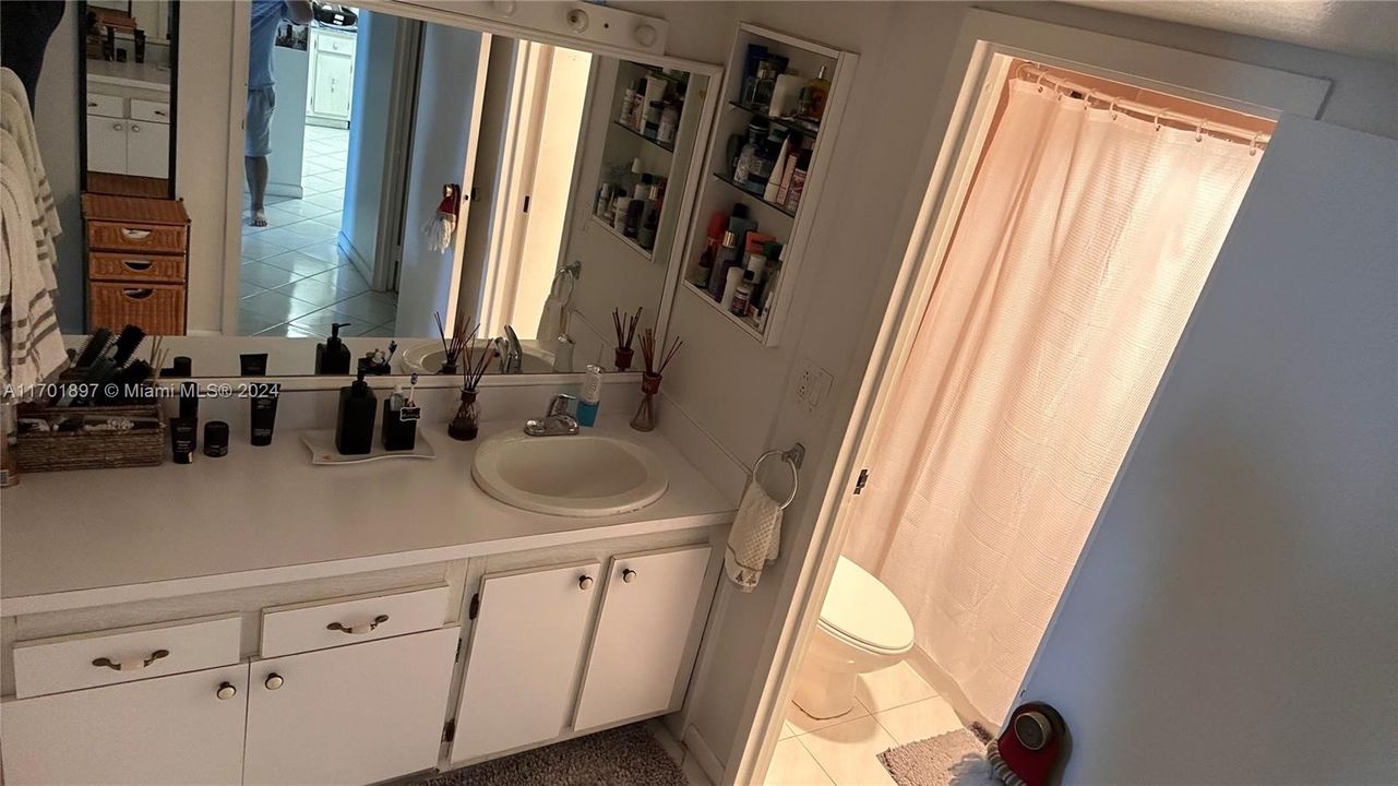 Full bathroom