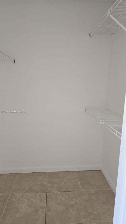 For Rent: $1,900 (2 beds, 2 baths, 1027 Square Feet)