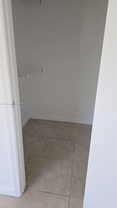 For Rent: $1,900 (2 beds, 2 baths, 1027 Square Feet)