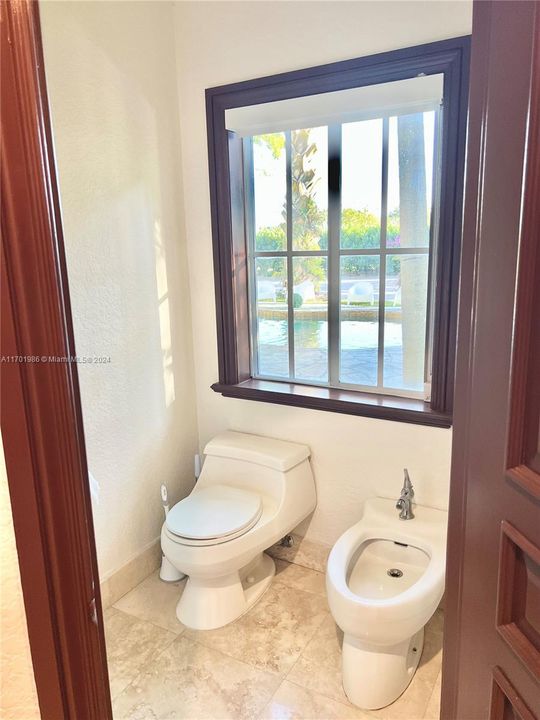 Master Bath - Water Closet