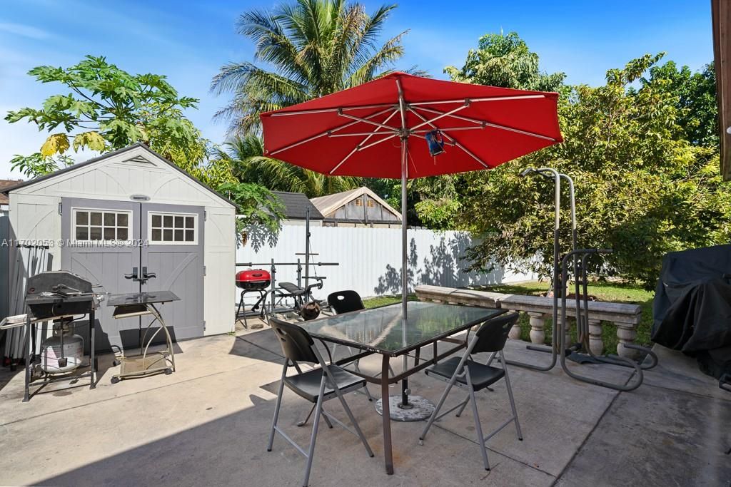 For Sale: $539,000 (3 beds, 2 baths, 1524 Square Feet)