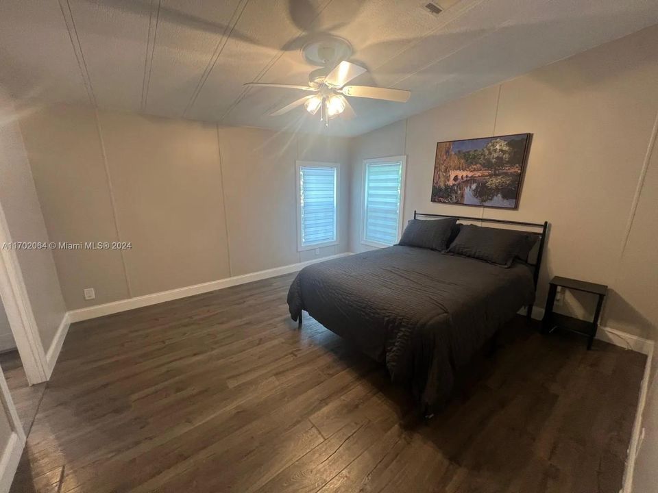 For Sale: $137,500 (2 beds, 2 baths, 5472 Square Feet)