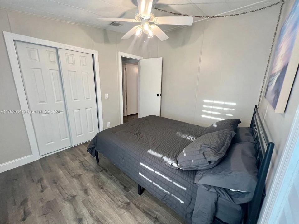 For Sale: $137,500 (2 beds, 2 baths, 5472 Square Feet)