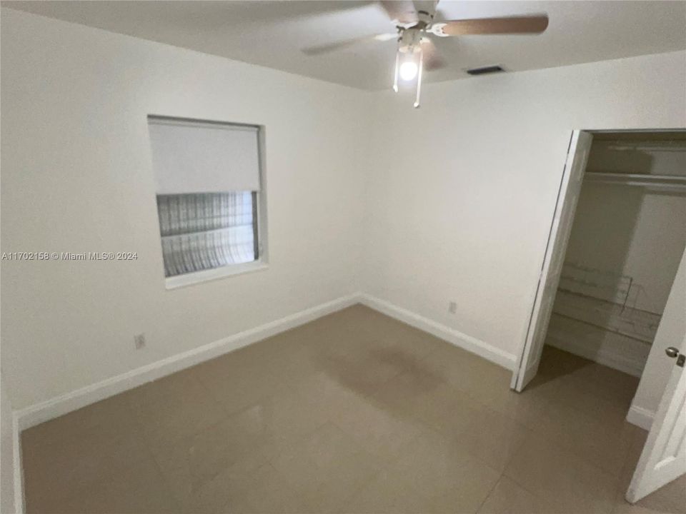 For Rent: $4,000 (3 beds, 2 baths, 988 Square Feet)