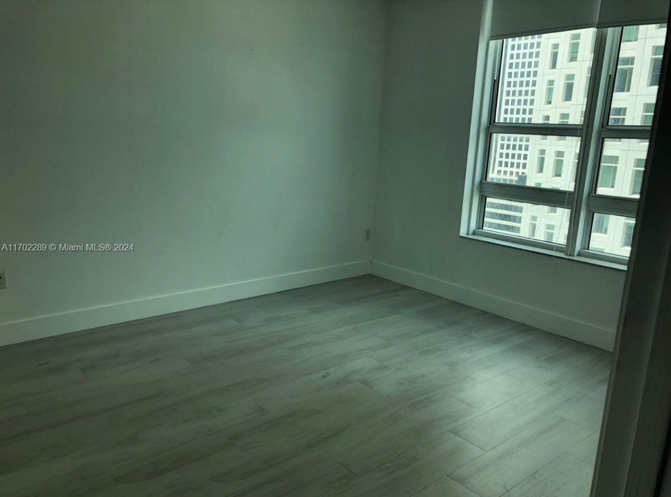 For Rent: $3,200 (1 beds, 1 baths, 688 Square Feet)