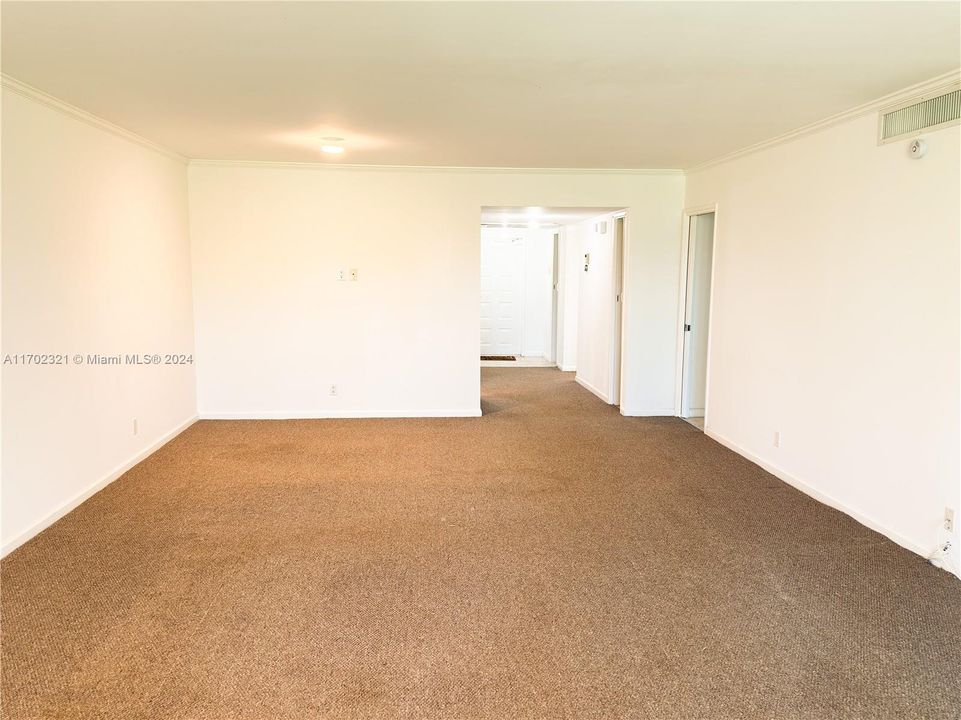 For Rent: $2,700 (3 beds, 2 baths, 1444 Square Feet)