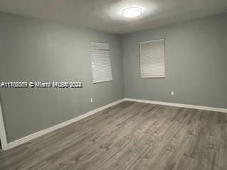 For Rent: $2,400 (2 beds, 1 baths, 1930 Square Feet)