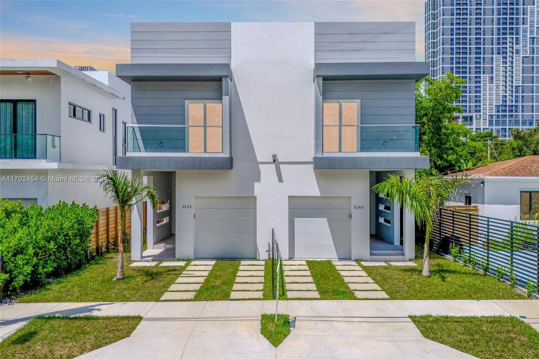 For Sale: $1,699,000 (3 beds, 3 baths, 0 Square Feet)