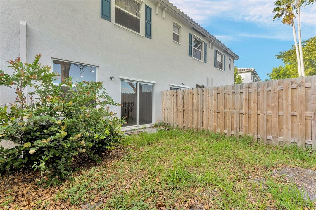 For Sale: $375,000 (3 beds, 2 baths, 1545 Square Feet)