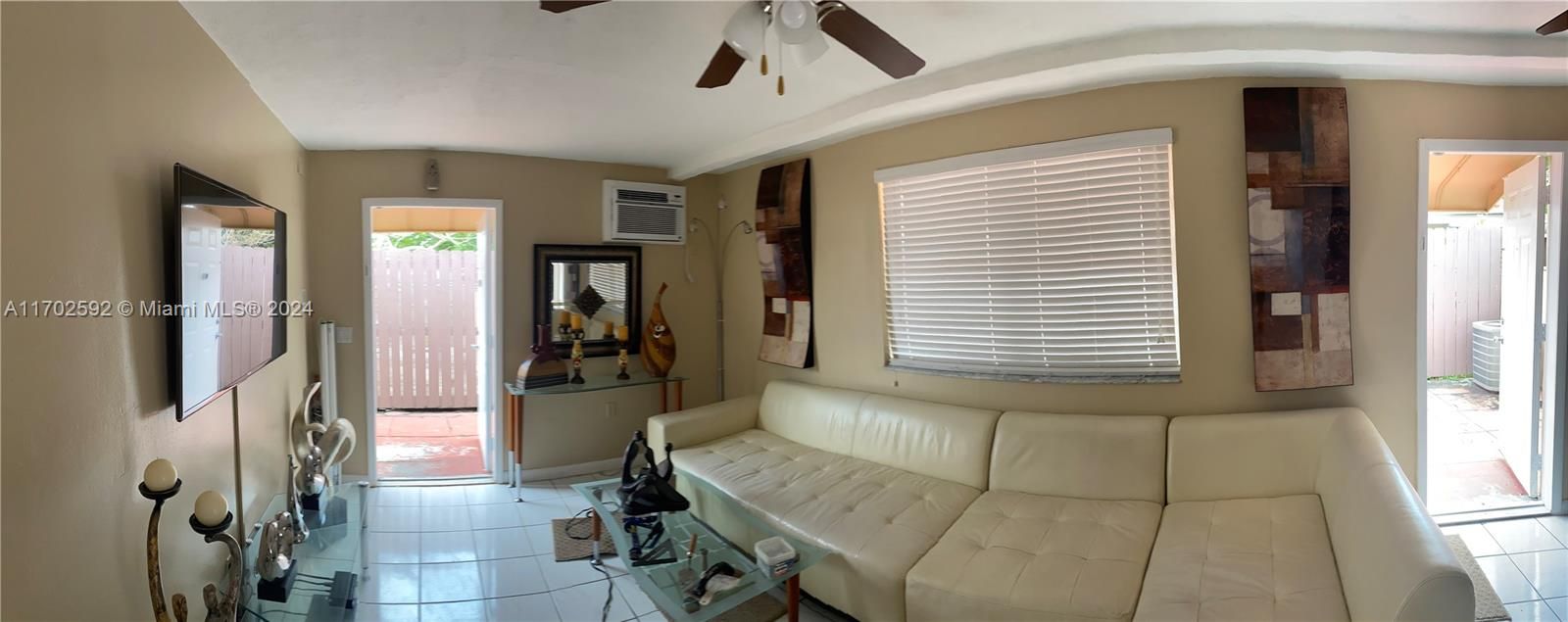 Active With Contract: $1,700 (1 beds, 1 baths, 2308 Square Feet)