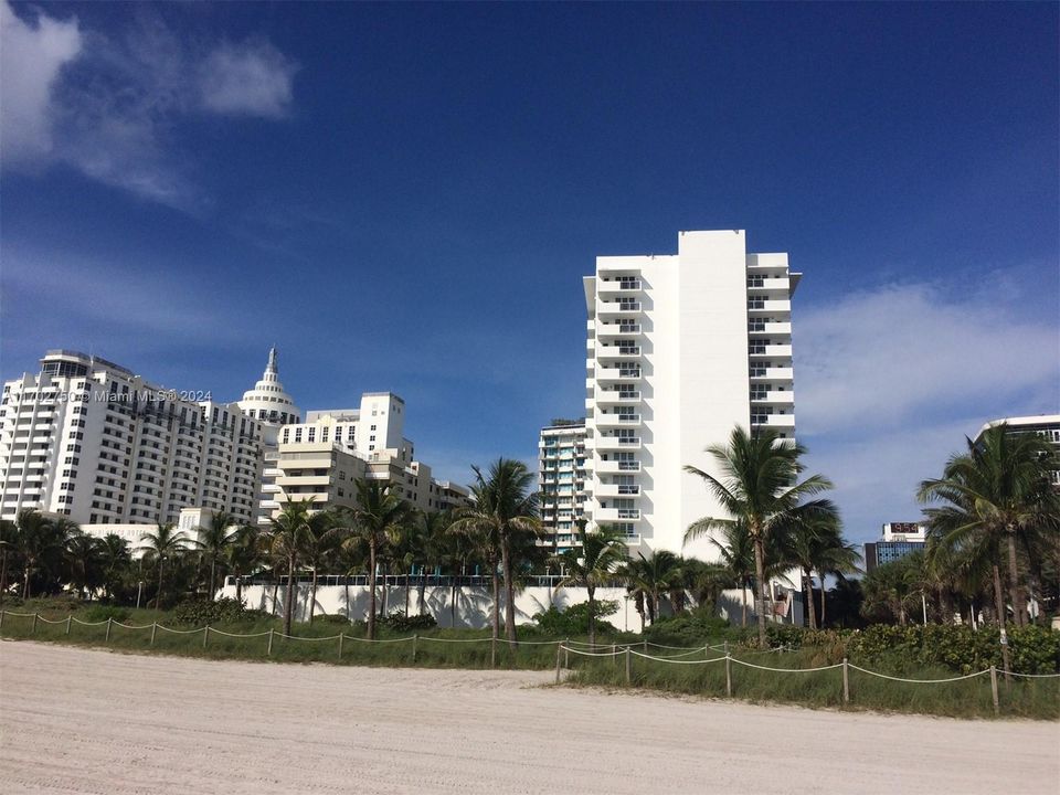 For Sale: $1,490,000 (2 beds, 2 baths, 1190 Square Feet)