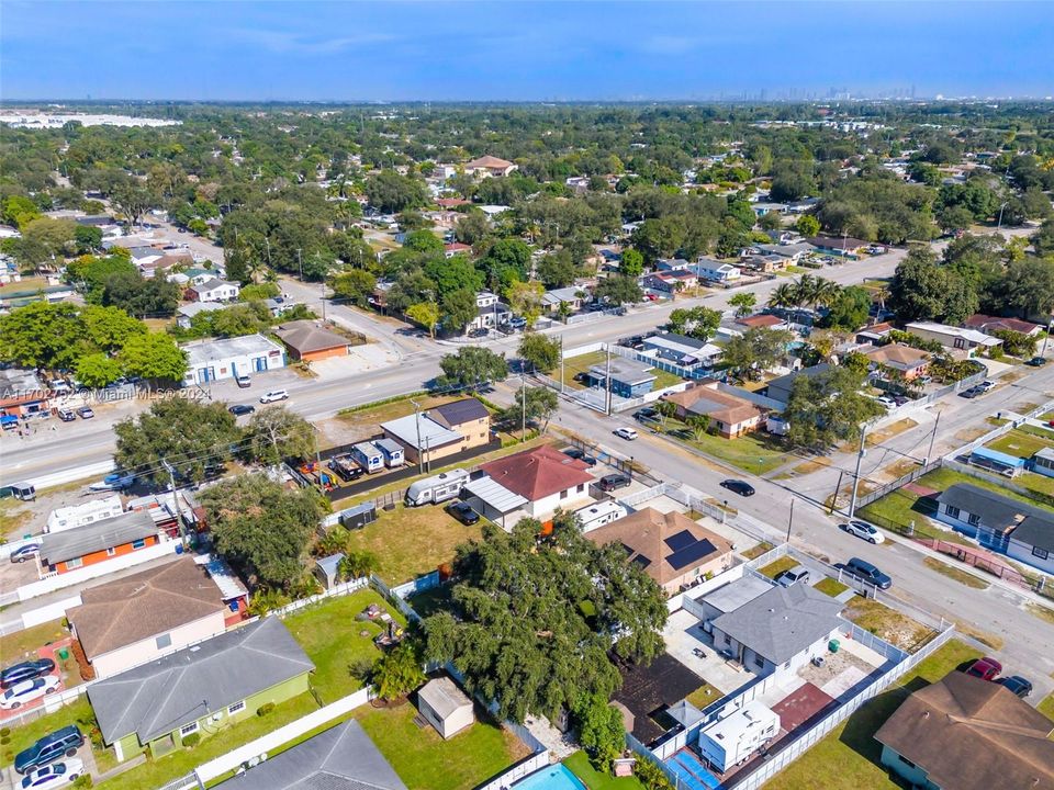 For Sale: $635,000 (4 beds, 2 baths, 1565 Square Feet)